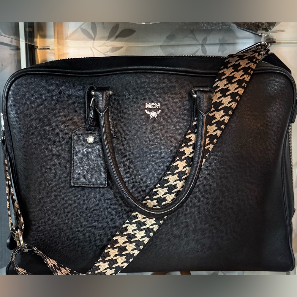 MCM Black Leather Men's/Women’s Laptop/Briefcase Bag - Picture 2 of 16
